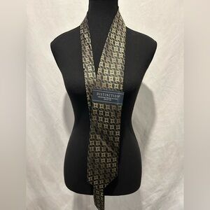 Ryan Seacrest Distinction Black and Gold Geometric Tie